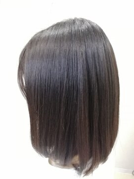 サロンドシエル(Salon de Ciel) ショートボブ