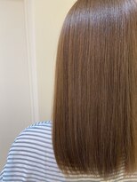 アンド ラ ブランシュ(&.La Blanche)&nbsp;ホワイトグレージュ/美髪のススメ/大人かわいいヘア/ネビージュ