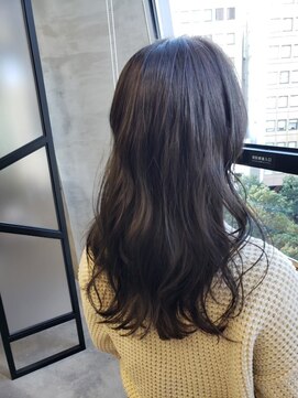 ラフランクリー(la frankly) 20代30代/くせ毛カバー/透明感ショート/ツヤ髪