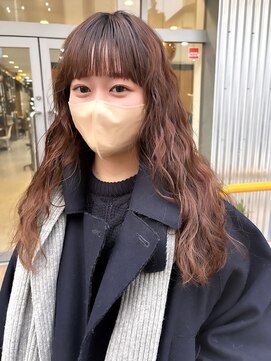 ザレミー(THE REMMY) ぱっつん前髪/ロングパーマ/カーリーヘア/スパイラルパーマ