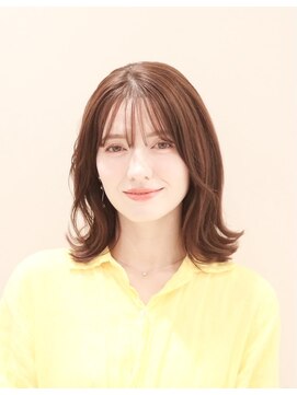 アンベリールフルー(EMBELLIR fleur) ナチュラル外ハネスタイル　３０代４０代５０代　表参道