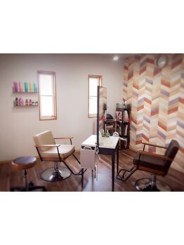 《マンツーマン施術でリラックス＊》ゆったりとした贅沢空間◎丁寧なカウンセリングで理想のスタイルに！