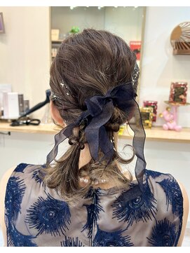 ツインポニーテール