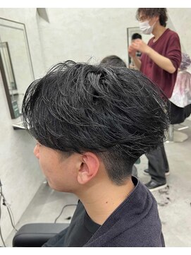 レイ(Lay.) 【スタイリストMyuka】毛流れフェザーショート