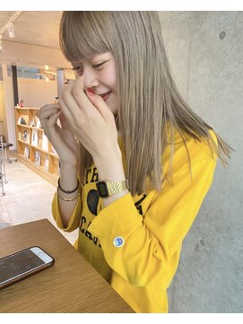 パークホワイト 代官山(PARK White) ミルクティーベージュミディアムレイヤーハッシュカット