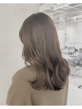 フォト 新宿三丁目(foto) ミディアム暗めカラーデザインカラーフェイスフレーミング