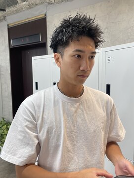 リミットバイアフィナー 大宮店(limit by Afinar) ピンパーマで作る！メンズ　スパイキーショート