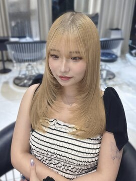 ユーフォリア 池袋東口駅前店(Euphoria) ハニーベージュ