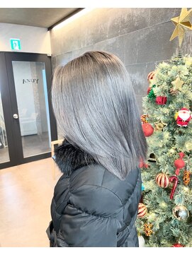 ユーザ(YUZA) シルバーグレージュ