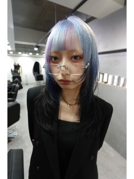 ワンズオゼ 渋谷(ONE's oze) ハイトーン/ダブルカラー/クラゲヘアー/オリーブグレー/小顔/