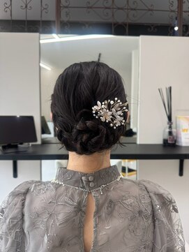 ヘアガーデン ティアラ(Hair Garden TIARA) 編み込みアップスタイルヘアセット成人式ヘアセット前髪カット