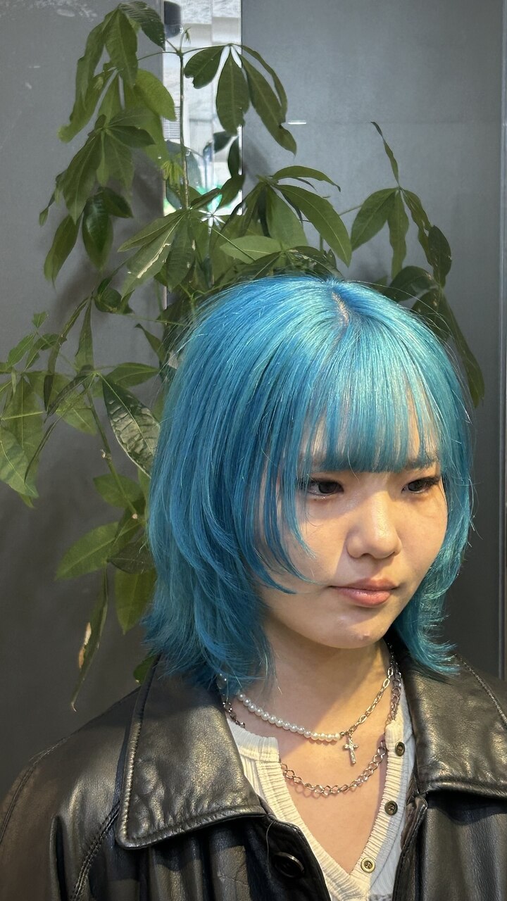 トリオンフ ヘアピン ライトブルー ブリーチ|ブルーカラー|レイヤーボブ：L292971986｜タイドヘアー 高槻