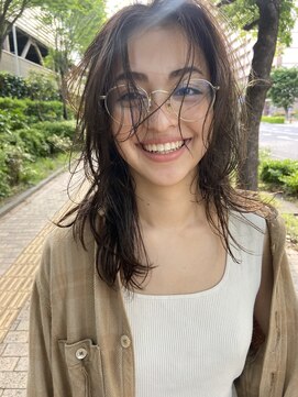 ウェウェ(wewe) ハイライトカラー　ロングレイヤー　カーテンバング