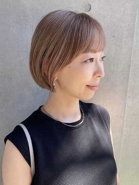 ボコカ(bococa) ショートボブ / 耳掛けボブ / ミルクティーベージュ