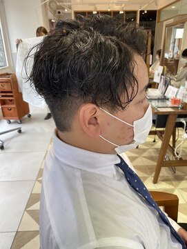 バブ バイネオリーブ(Bab by neolive) □アップバング波巻きツーブロックマッシュ束感