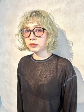 サンルーム(SUN room) ペールミントグリーン/ハイトーン/ブリーチカラー　satsuki