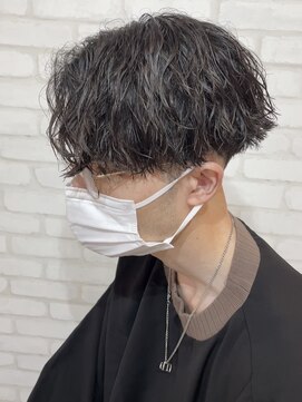 シャイン 大宮(SHINE) メンズカット/パーマ/ヘッドスパ/ブリーチ/眉毛/韓国/大宮/Men's