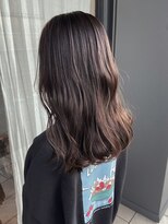 テイスティ プライム(tasty prime)&nbsp;極細ハイライト＋インナーカラー