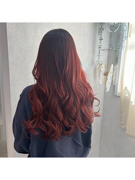 ペタロ(petalo.) 鮮やかで一目引くチェリーレッドカラー