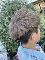 メーレ(me-re)&nbsp;ツーブロベージュ