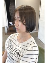 ヨル(Jor) 切りっぱなしあごラインボブ/軽め