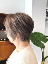 ムー(muu.)&nbsp;ショートボブ+レイヤー