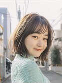 ボブ　ホワイトグレージュ　デジタルパーマ　チェリーブラウン