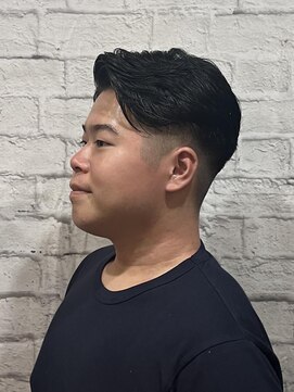 グレイスフル バーバープラチナム 六本木店(Graceful Barber platinum) メンズ／ツーブロック／刈り上げ／七三／フェード