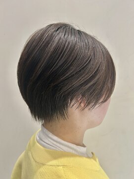 アース 天満橋店(HAIR & MAKE EARTH) 秋の韓国風◎前髪長めハンサムショートボブ