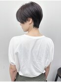 ＊前下がりショートハンサムショートセンターパート丸みショート