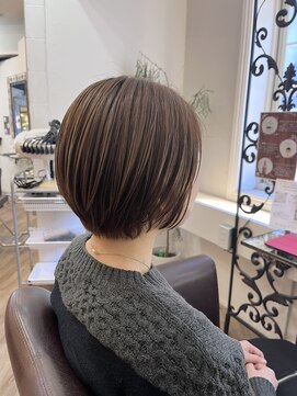 ノド(nodo.) 丸みショート