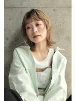 ファム(FAM) ミルクティーベージュ ボブ レイヤー ウルフ パーマ 中目黒