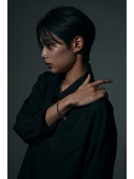 ジーナ オム 札幌(Zina Homme) ブルーブラック*ルーズマッシュ*フェザー*Zina Homme札幌