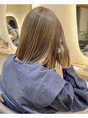 切りっぱなしボブタッセルボブダブルカラーブリーチグレージュ