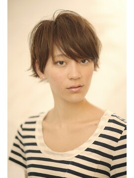 ブーケ(BOUQUET) 髪が早く伸びてすぐ重くなる方にオススメショート