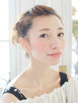 ヘアメイク ナル(hair make nalu) ポンパドールとツイストカールアップ