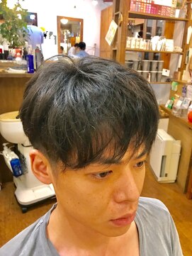 ウィード(WEED) 好感度◎2wayを楽しむ！ソフトツーブロックネープレスショート