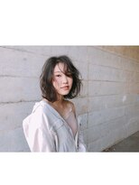 シン カフネ(Shin Kafune)&nbsp;ふわミディ/ヘルシースタイル/グレーベージュ/グレージュカラー