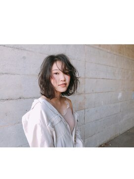 シン カフネ(Shin Kafune) ふわミディ/ヘルシースタイル/グレーベージュ/グレージュカラー