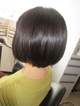 コア フィール ア デイ(COIFFURE A DAY) 【M3D】大人女子×ミディアムボブ