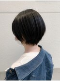 黒髪ショート