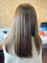 アークスヘアー&nbsp;ミルクティべージュ大人可愛い髪質改善艶感ストレート透明感