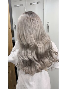 シェア 天王寺(share) ホワイトベージュ/ツヤ髪/ハイトーンカラー/シルキーベージュ