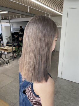 サイ(sai) ホワイトグレージュ