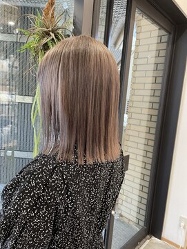 ユウ(Yuu.) グレージュ