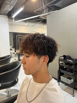 アイズ 海老名(AIZU) ツイストスパイラルパーマ メンズパーマ ブリーチパーマ