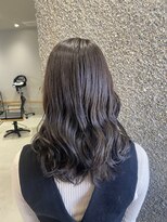 ポラリス(Polaris) 佐賀 暗色グレージュ/巻き髪/ミディアム