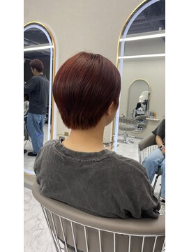 リノ 金山(Rino) デザインカラー/レイヤーカット/ウェットヘア/