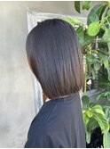 縮毛矯正×切りっぱなしボブで上品な大人の艶感を