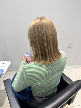 イルミ(iLUMi) iLUMi　×　ハイトーンカラー